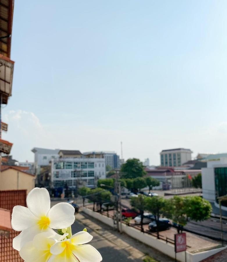Ali Local Home Vientiane Exterior foto